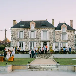 Domaine Les Jardins Darsene Bed & Breakfast Tinténiac